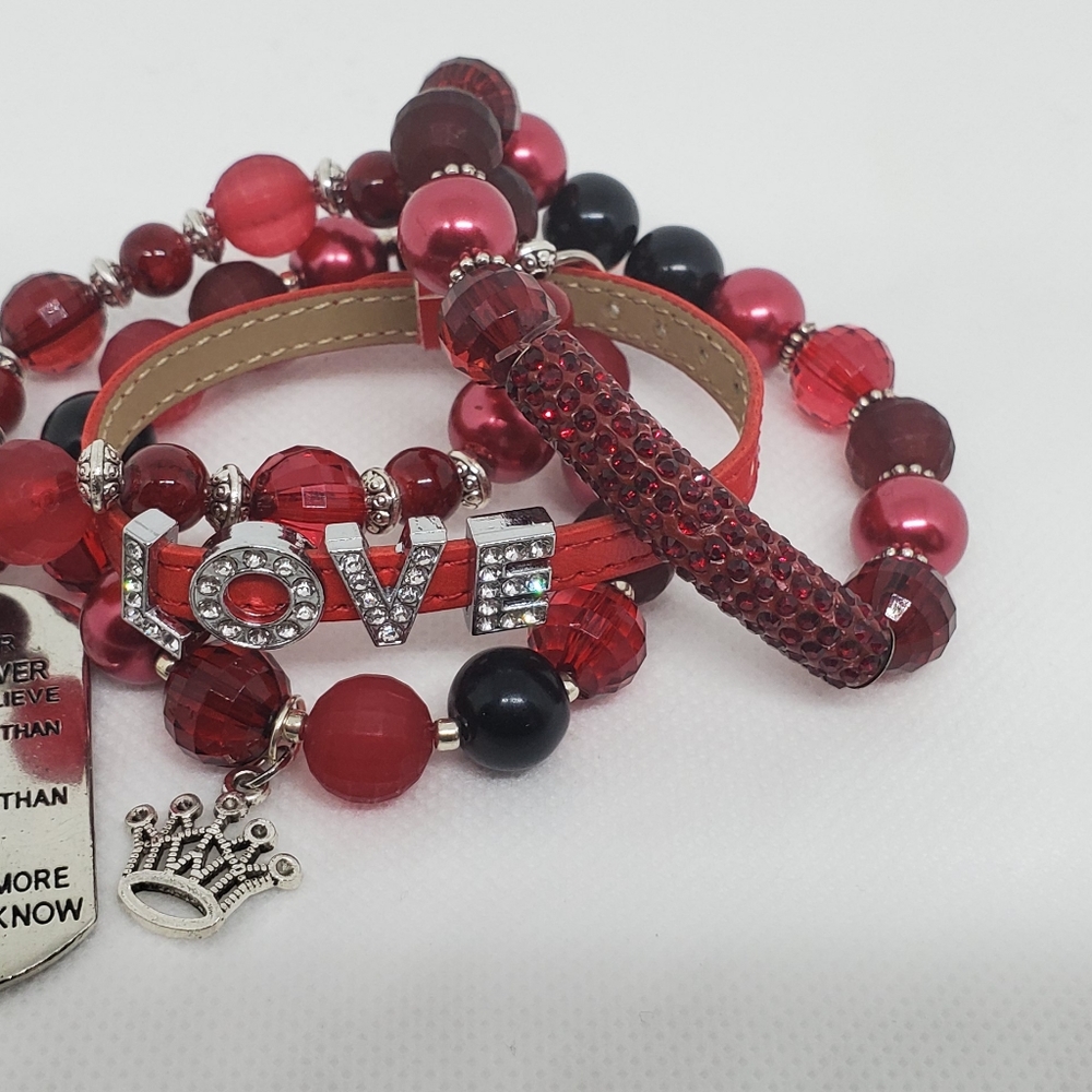 Beautiful red stack bracelet - Picture 2 of 7